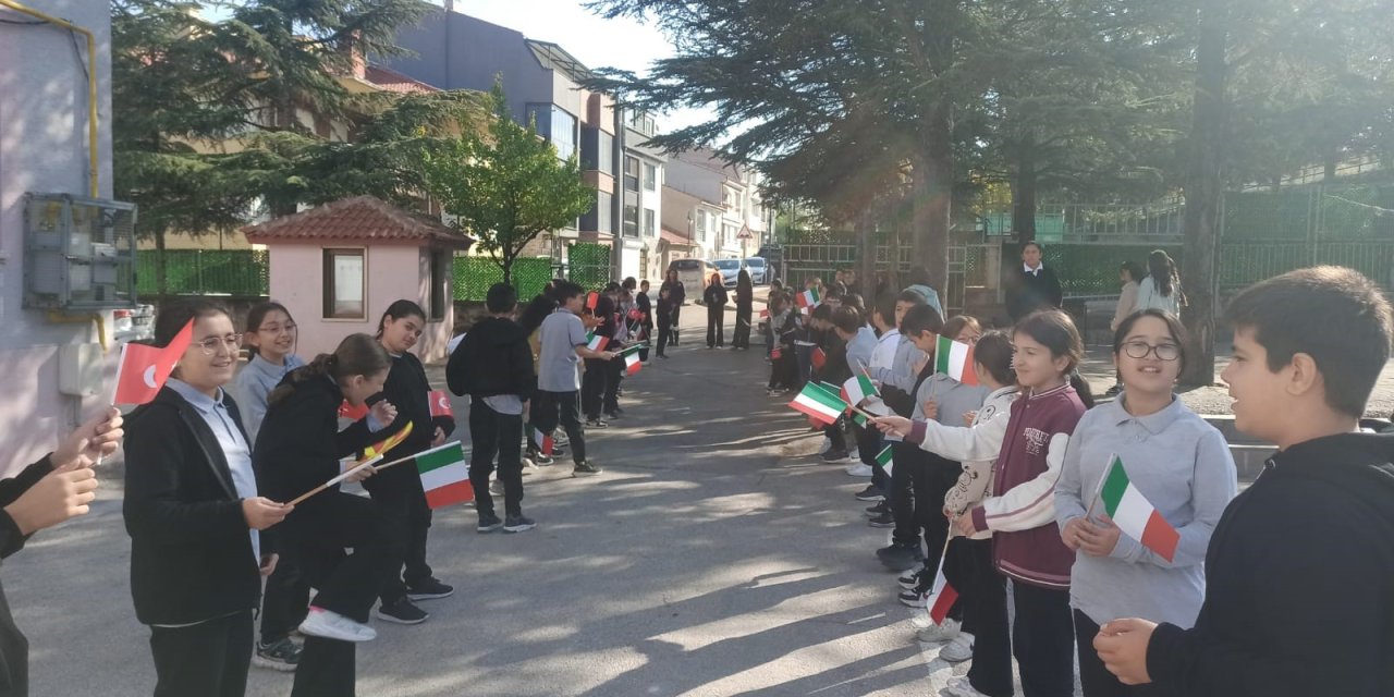 Eskişehir Orgeneral Halil Sözer Ortaokulu'nda ‘Erasmus' rüzgârı