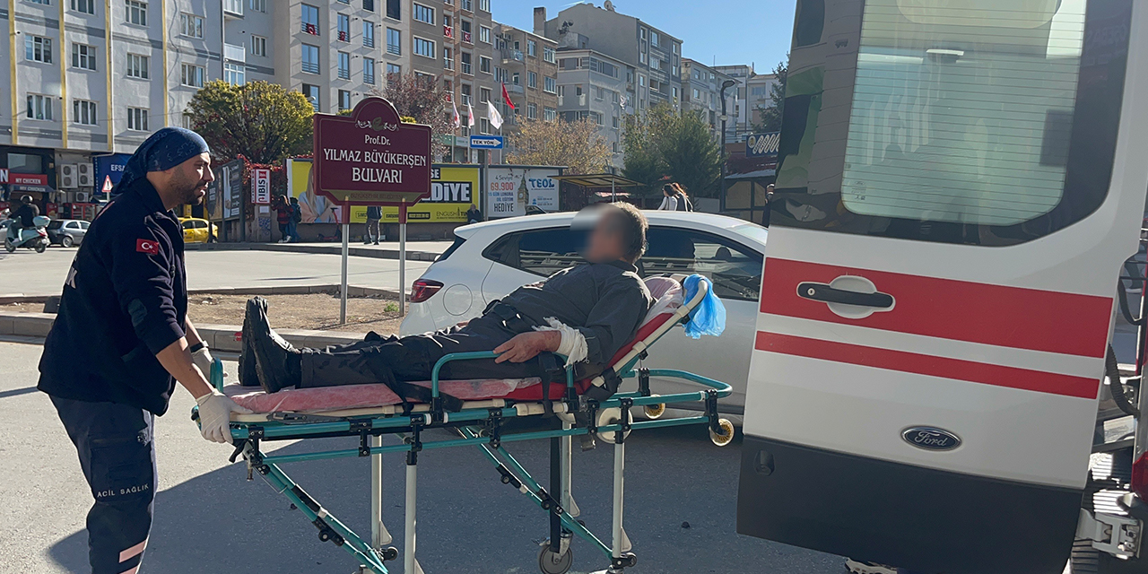 Eskişehir’de tartıştığı arkadaşını bıçakladı!