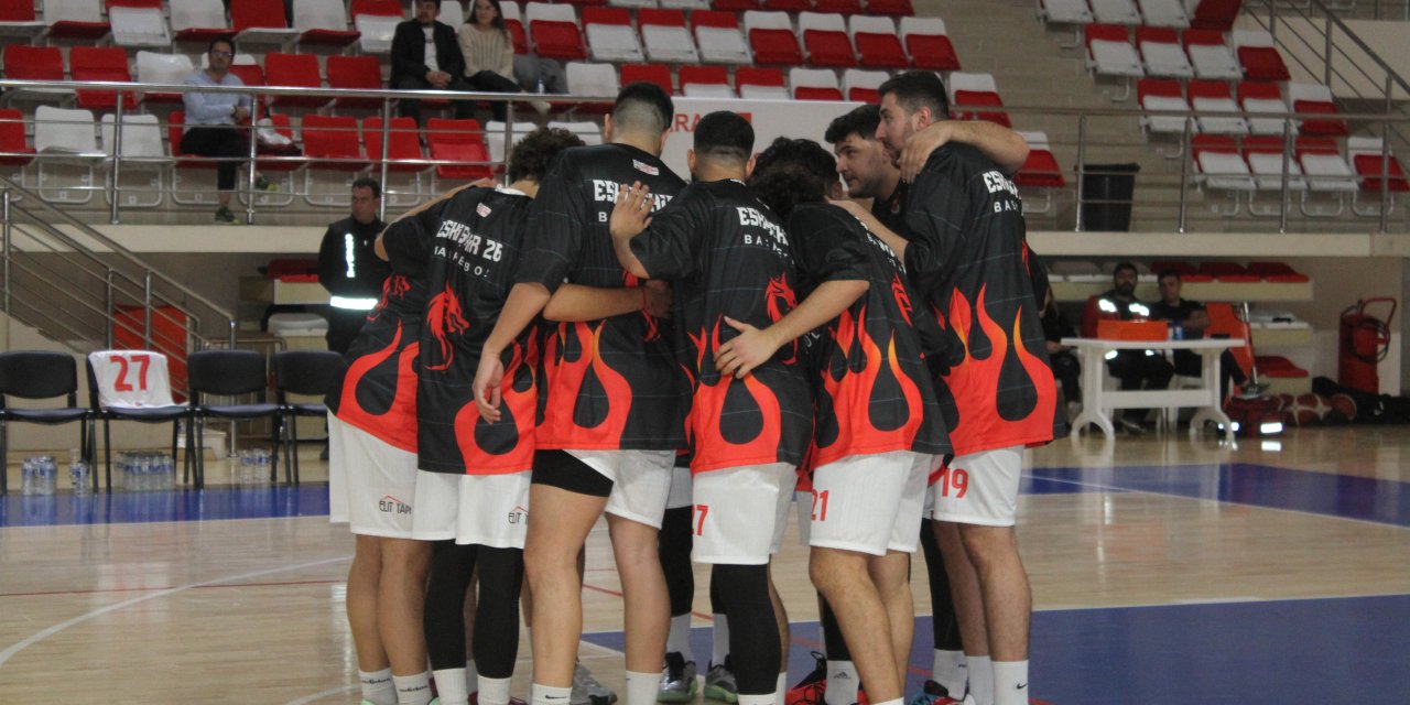 Ejderhalar galibiyet peşinde