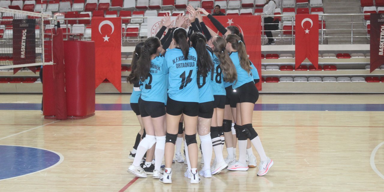 Yıldız kızlarda heyecanlı bekleyiş