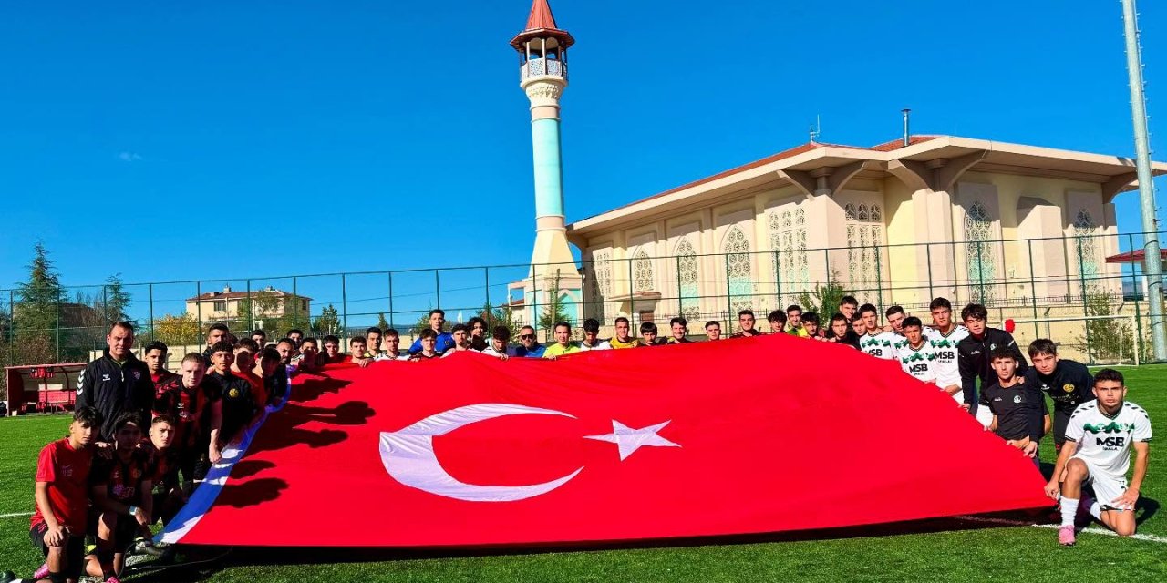 Genç şimşekler fırsat tepti (1-1)