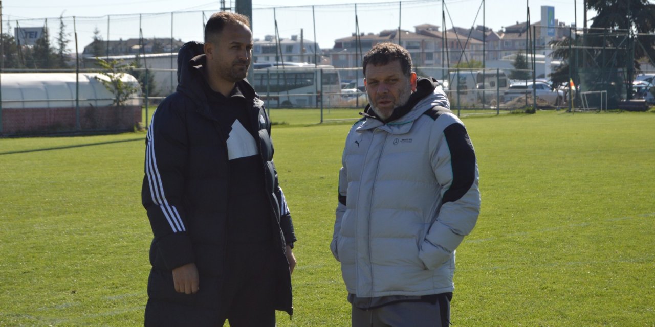 Görüş alışverişi yaptılar