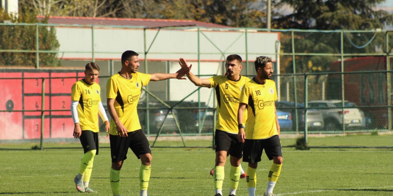 Arıkan'ın öğrencileri alkış aldı