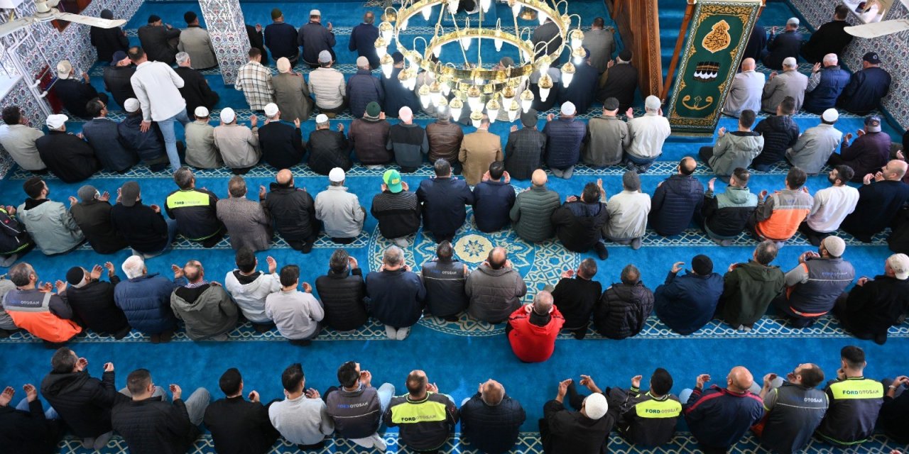 Yenilenen İsmetpaşa Mahallesi Camii’nde mevlit okutuldu