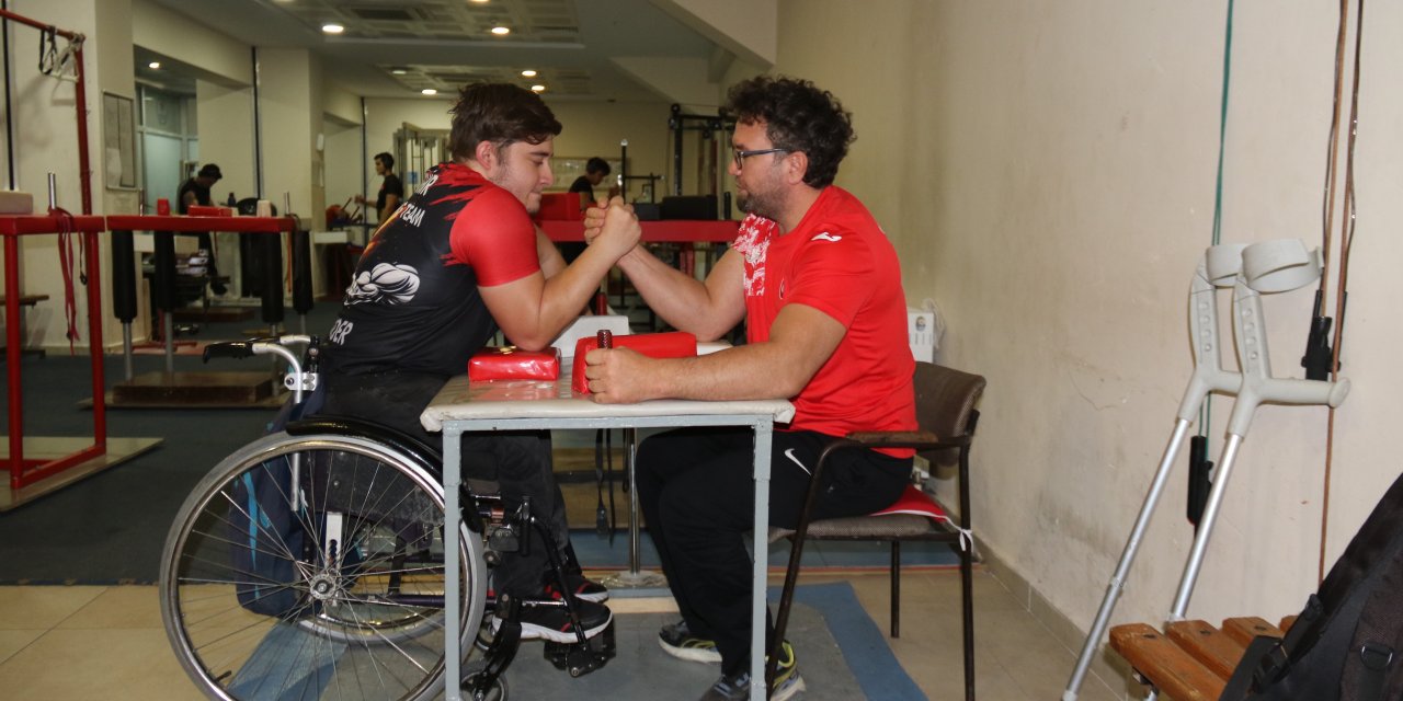 Engelli sporcu dünya şampiyonu olmayı hedefliyor