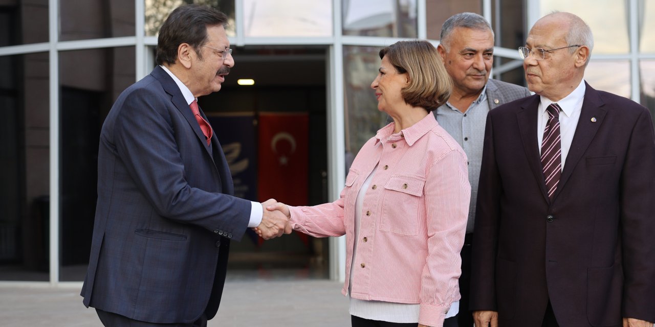 TOBB Başkanı Hisarcıklıoğlu Ayşe Ünlüce’yi ziyaret etti