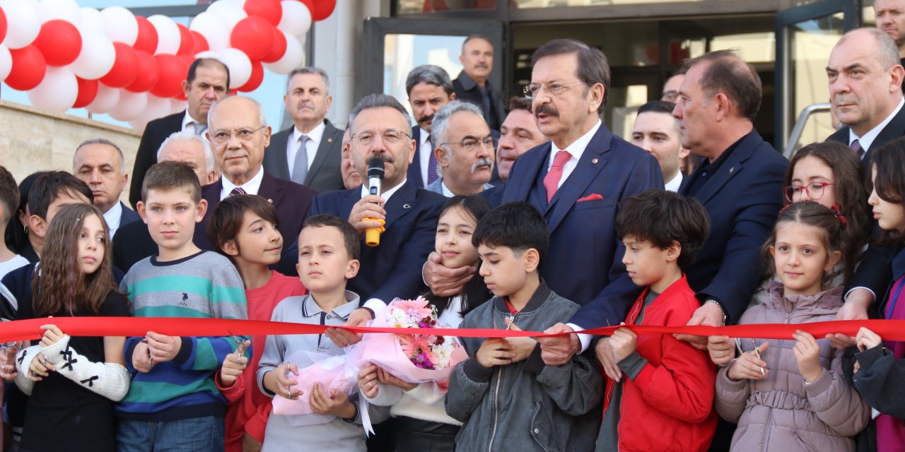"Başarı hikayesi yazmak Eskişehir’in genlerinde var"