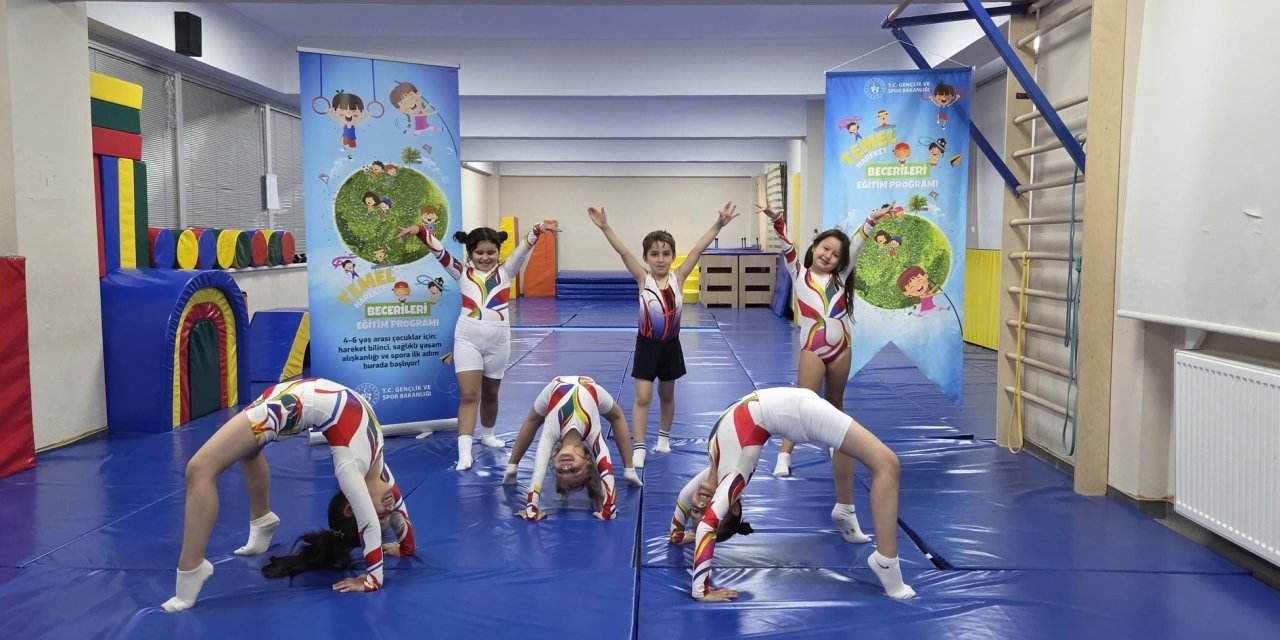 Eskişehir'de minik sporcular eğitim alıyor