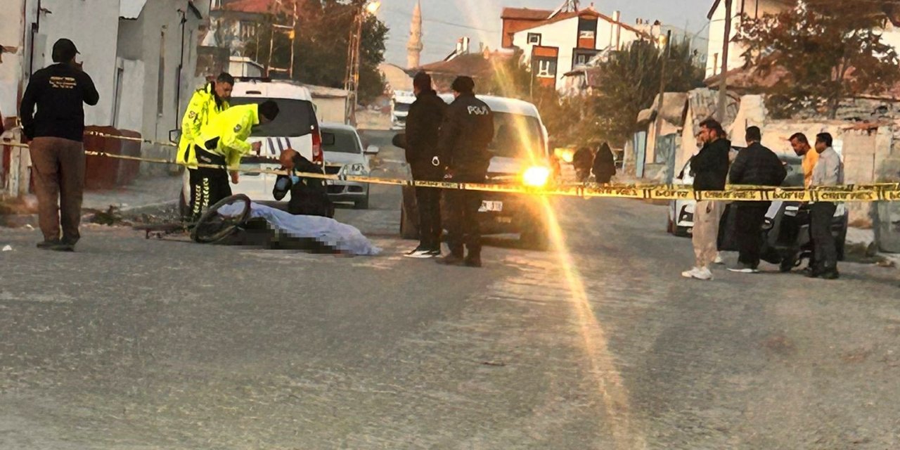 Çocuğunun ölümünden sorumlu tuttuğu kişiyi öldürdü