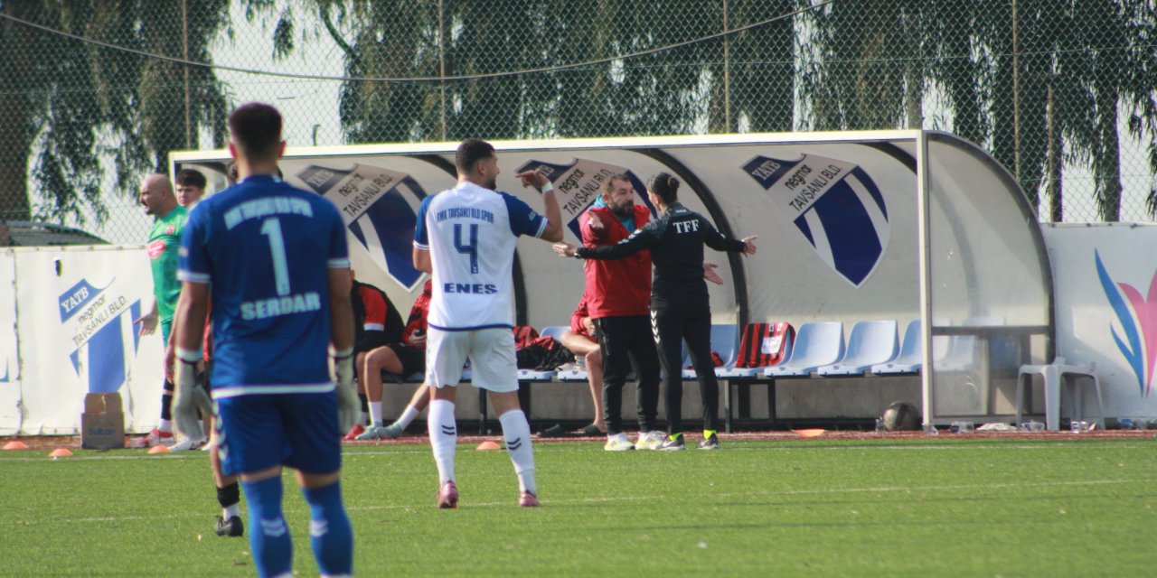 “Verilmeyen kırmızı kart maçın kaderini değiştirdi”