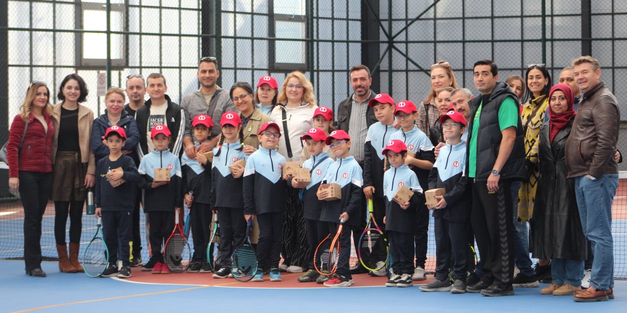 Anadolu Üniversitesi Spor Kulübü kış okulunda çalışmalar sürüyor