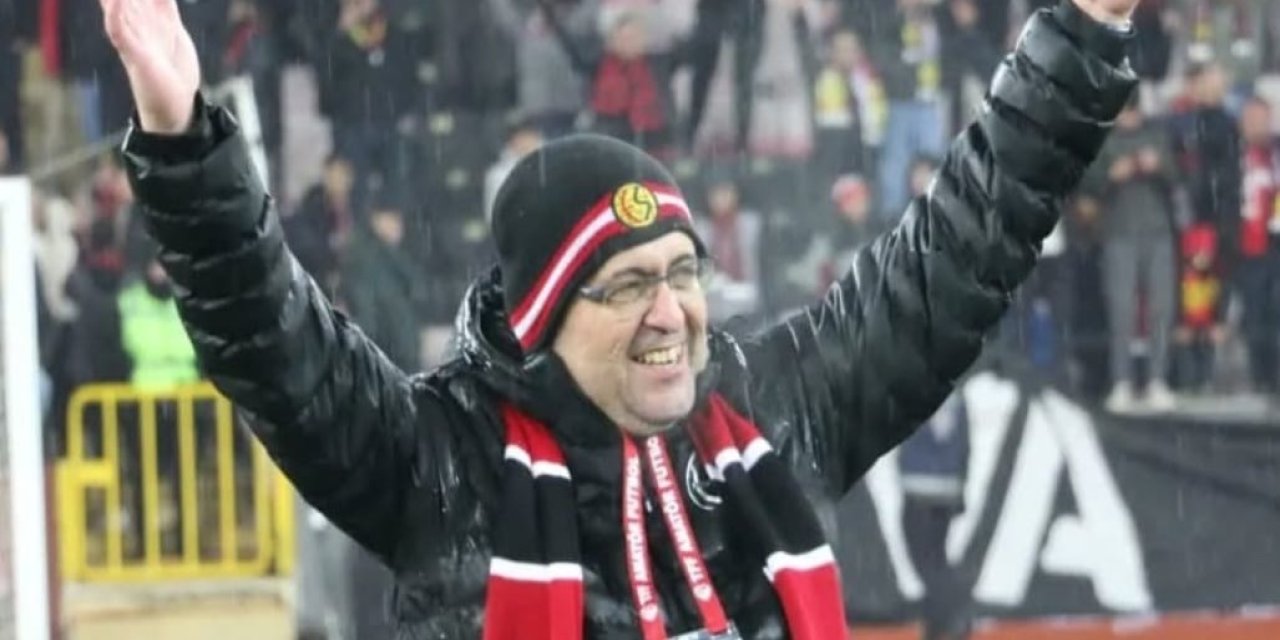 Eskişehirspor Barış Kurtgöz ile yollarını ayırdı