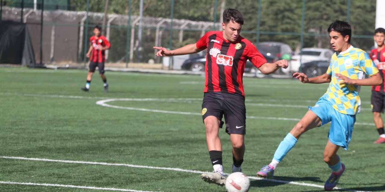 Genç şimşekler sahneye çıkıyor!