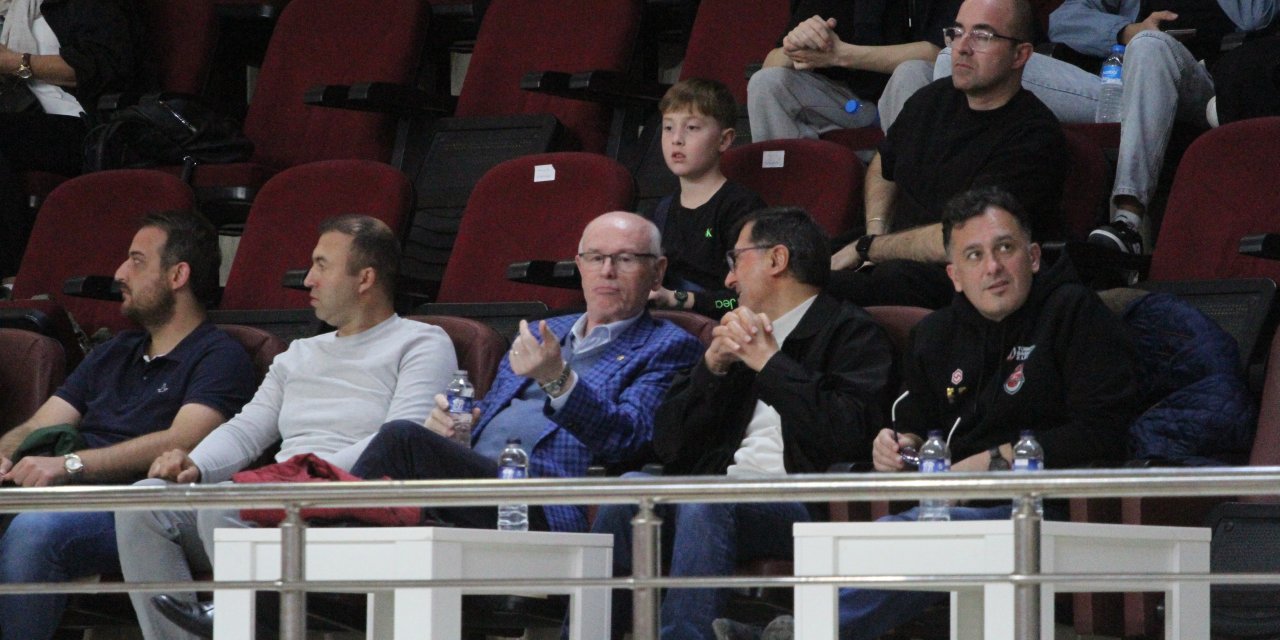 Kazım Kurt maç sektirmiyor