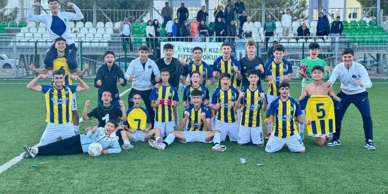 İdmangücü Kütahya’da güldü