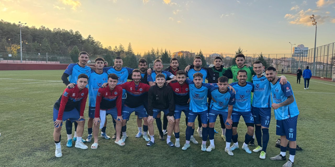 Lokomotif seriye bağladı (8-0)