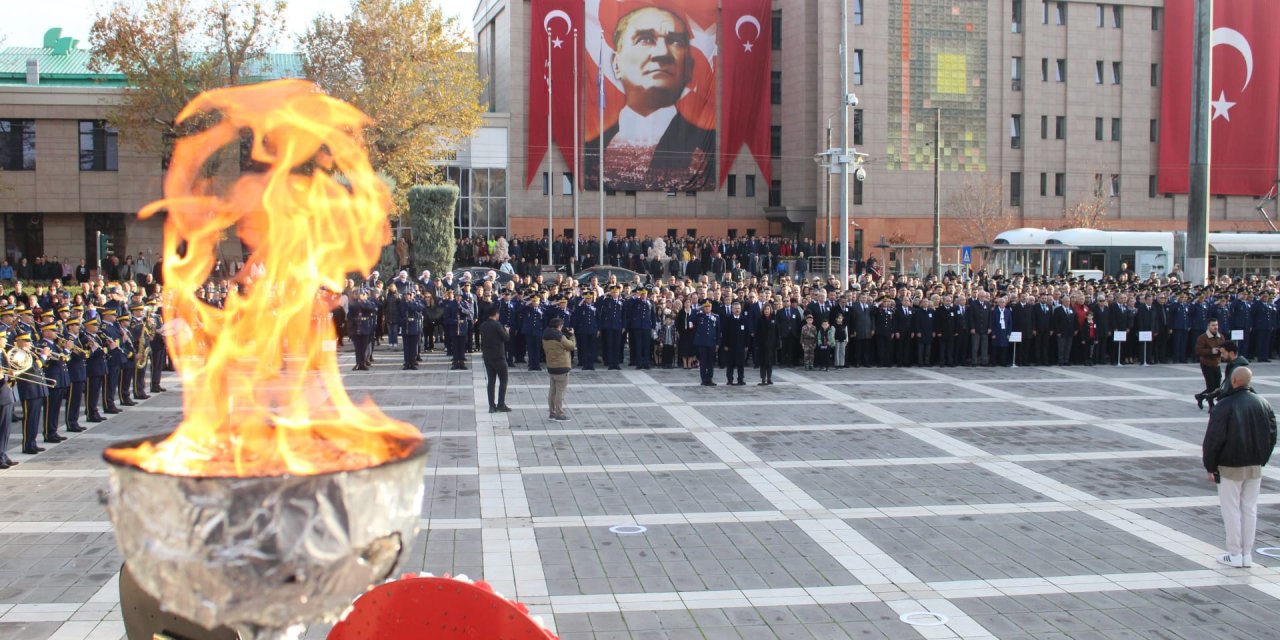 Atatürk Eskişehir'de saygı özlem ve minnetle anıldı