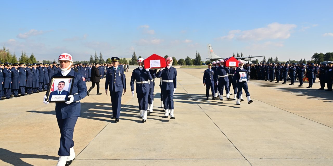 Şehitlerin naaşı Eskişehir'e getirildi