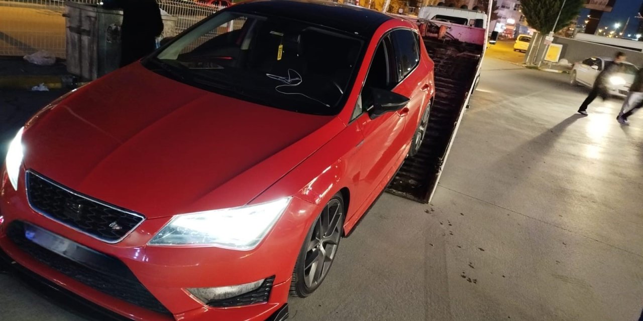 Eskişehir'de abartı egzozlu otomobille drift atan sürücüye ceza