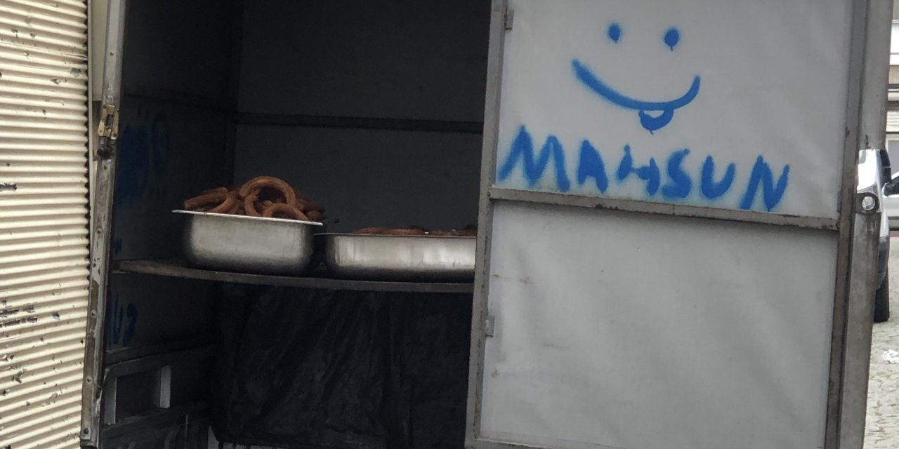 Eskişehir'de tatlıların sağlıksız şartlarda taşınması tepki çekti