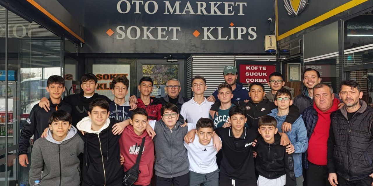 Kral Otocam'dan jest