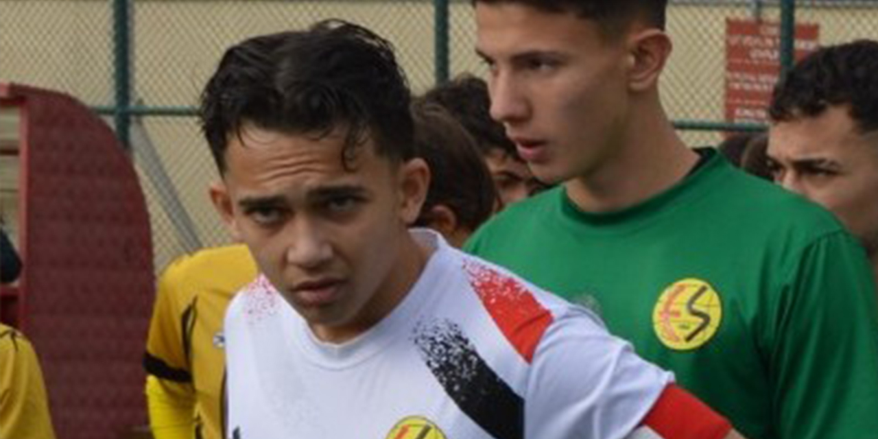 U19’da forma giydiler