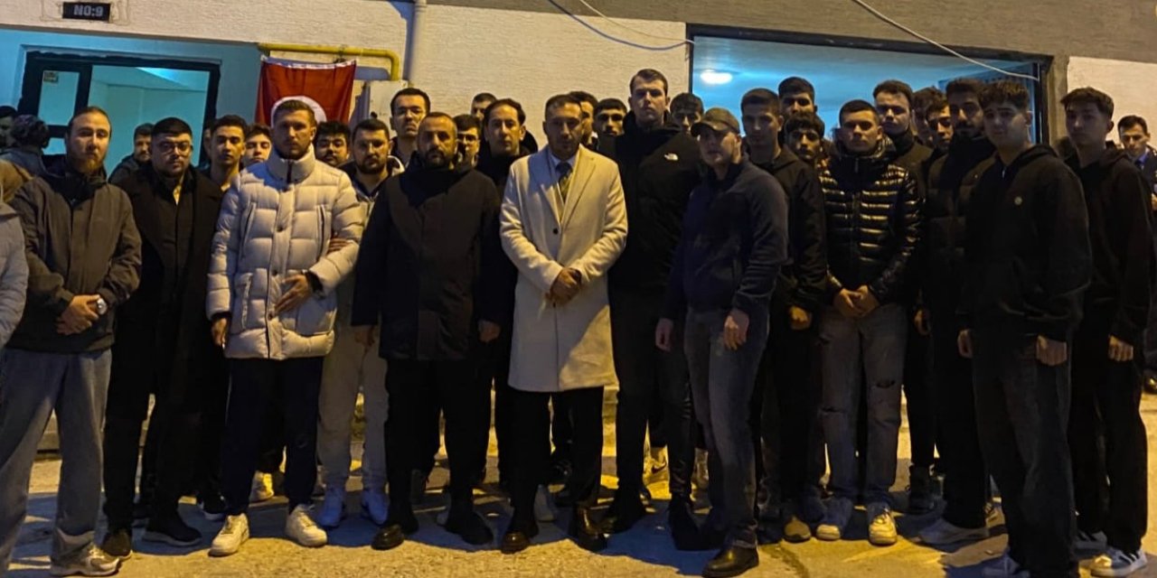 Nefer grubundan şehit ailesine ziyaret