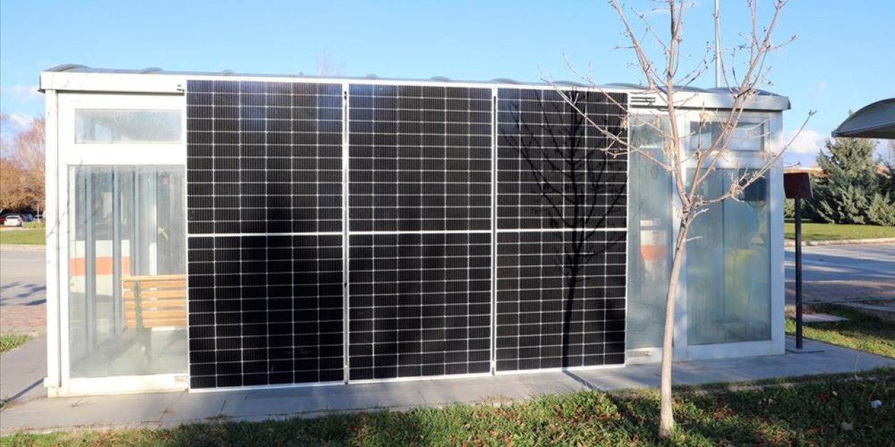 ESTÜ öğrencilerinden “Sosyal Durak” projesi