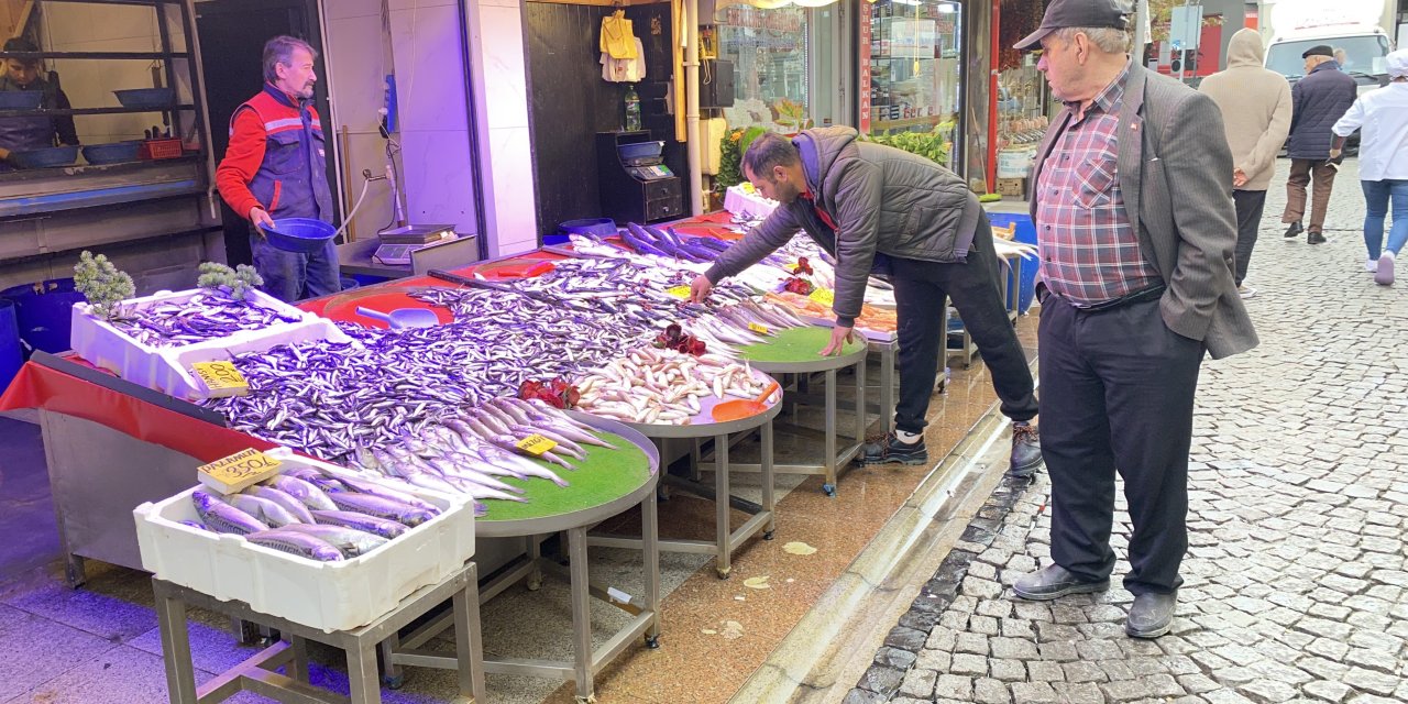 Eskişehir’de hamsi yoğun ilgi görüyor!
