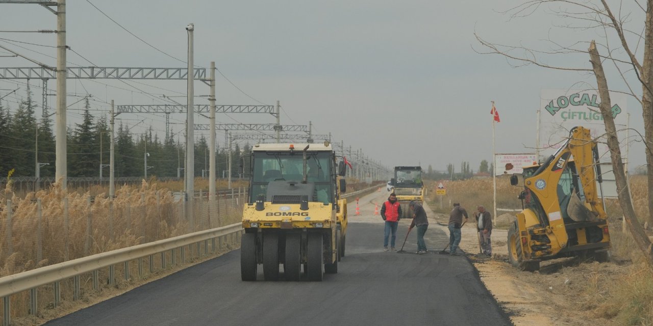 Hatboyu-3 Caddesi’nde asfalt yenileme başladı