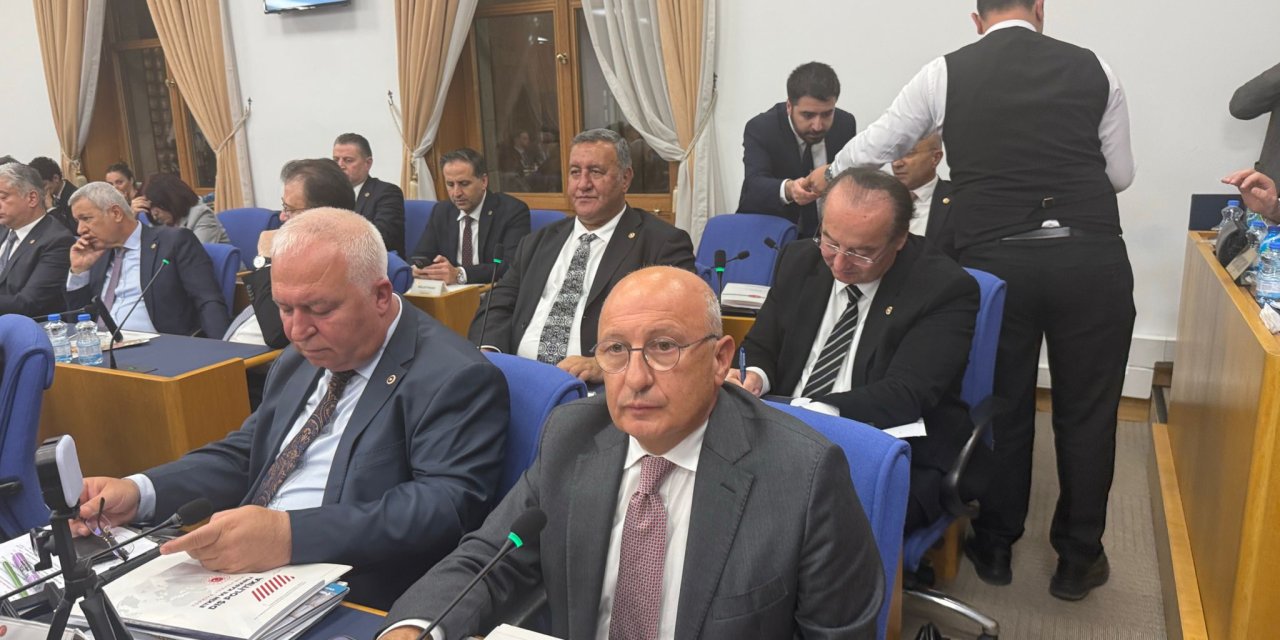 Çakırözer: "Vize çilesini çözmek için ne niyetiniz ne çabanız var!”