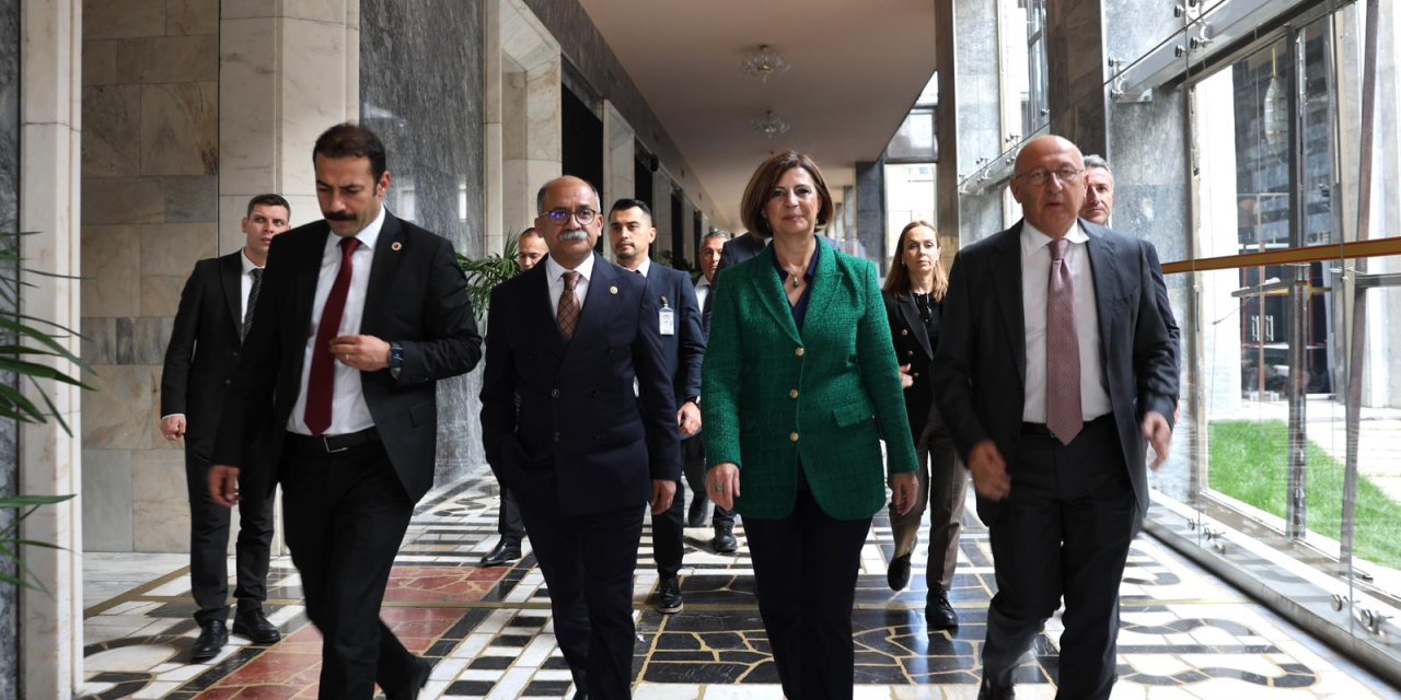 Başkan Ünlüce Ankara'da