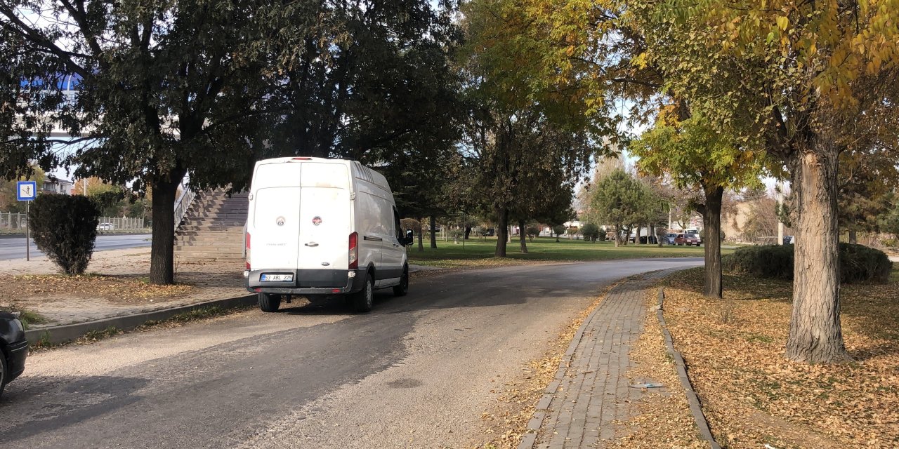 ‘Dur’ ihtarına uymayan sürücüye ceza!