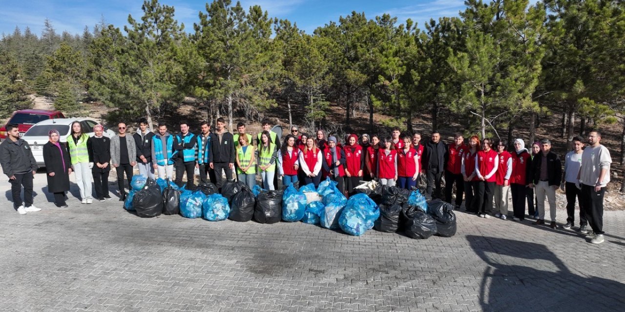 "Temiz Mahalle Temiz Selçuklu Etkinliği"nin 16.’sı Akademi Mahallesi’nde gerçekleşti