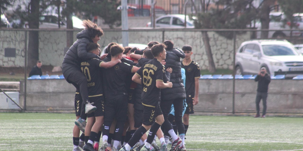 Spor lisesi ‘şampi…’ dedi