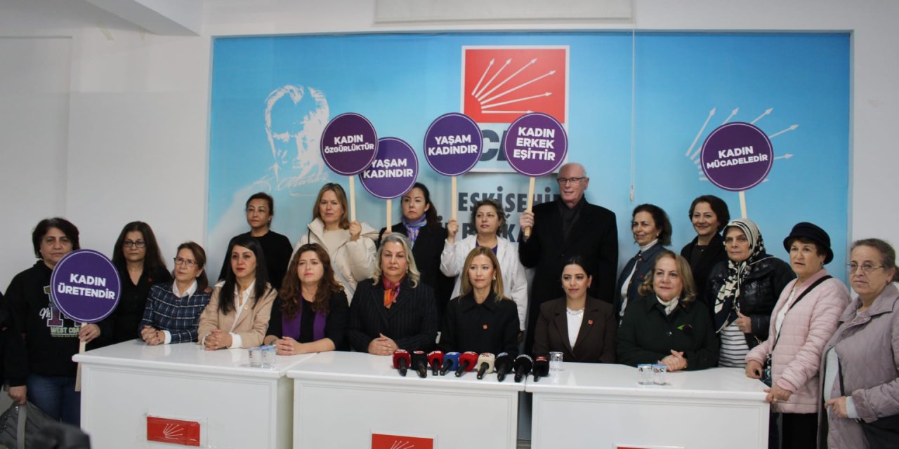 CHP Eskişehir Kadın Kolları iktidara yüklendi
