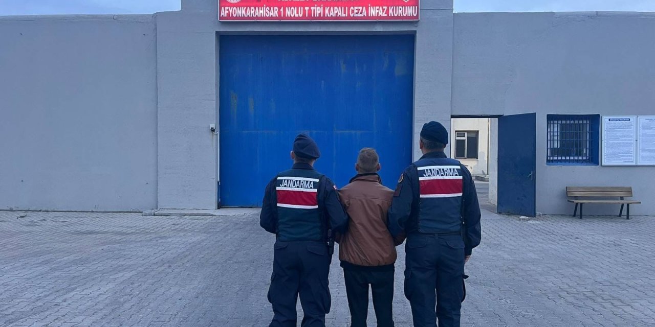 Afyonkarahisar'da aranan 43 şahıs yakalandı