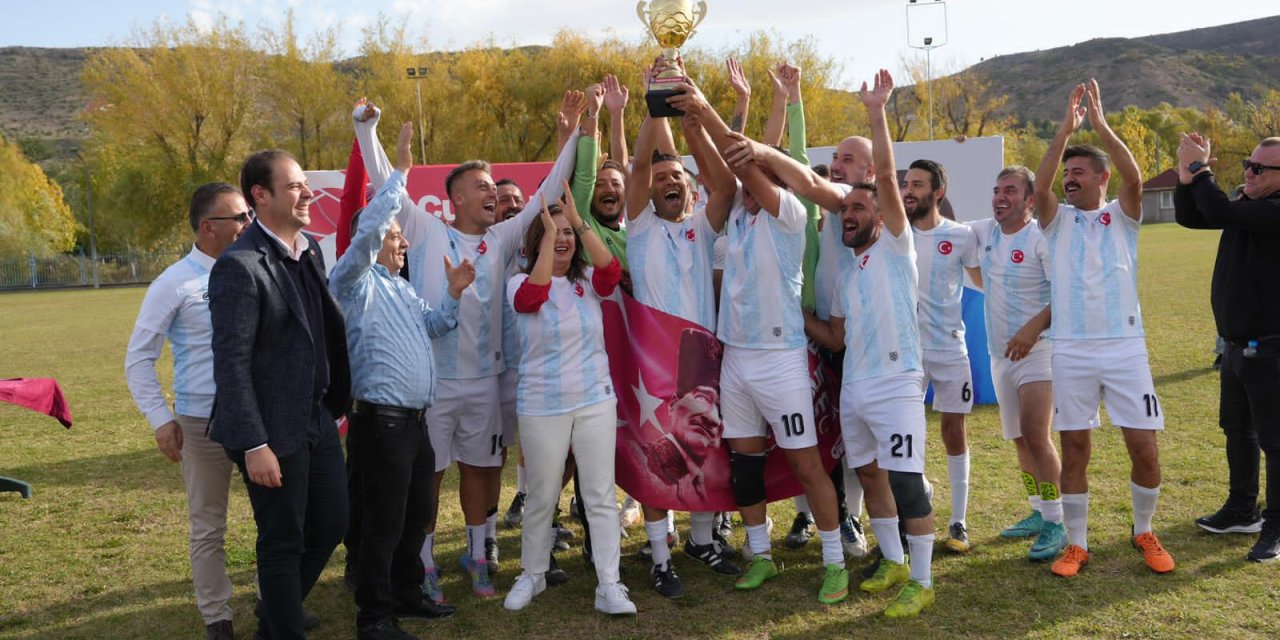 Şampiyona coşkulu kutlama