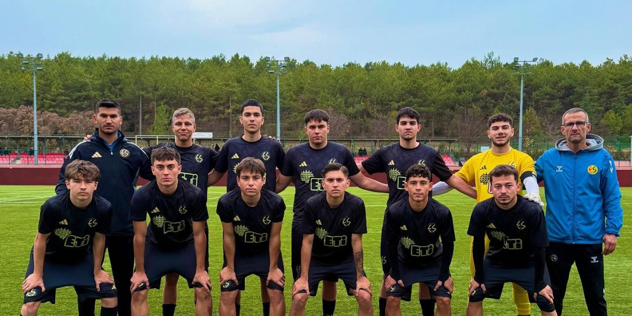 Zirve yarışı kızışıyor