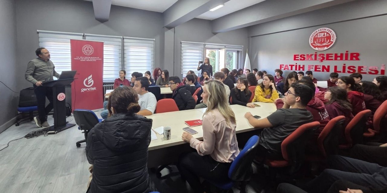 Eskişehir'de 'Dijital Farkındalık ve Siber Güvenlik' eğitimi