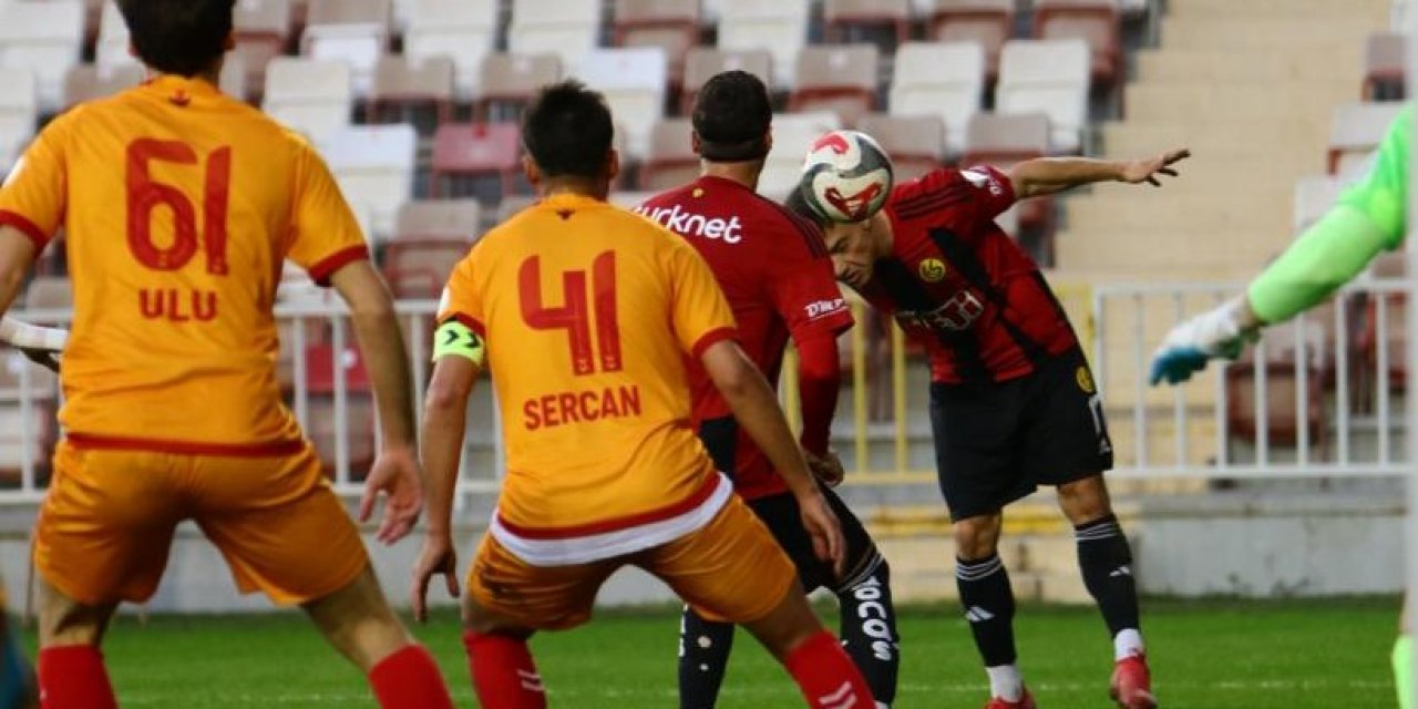 Es-Es’in zirve inadı