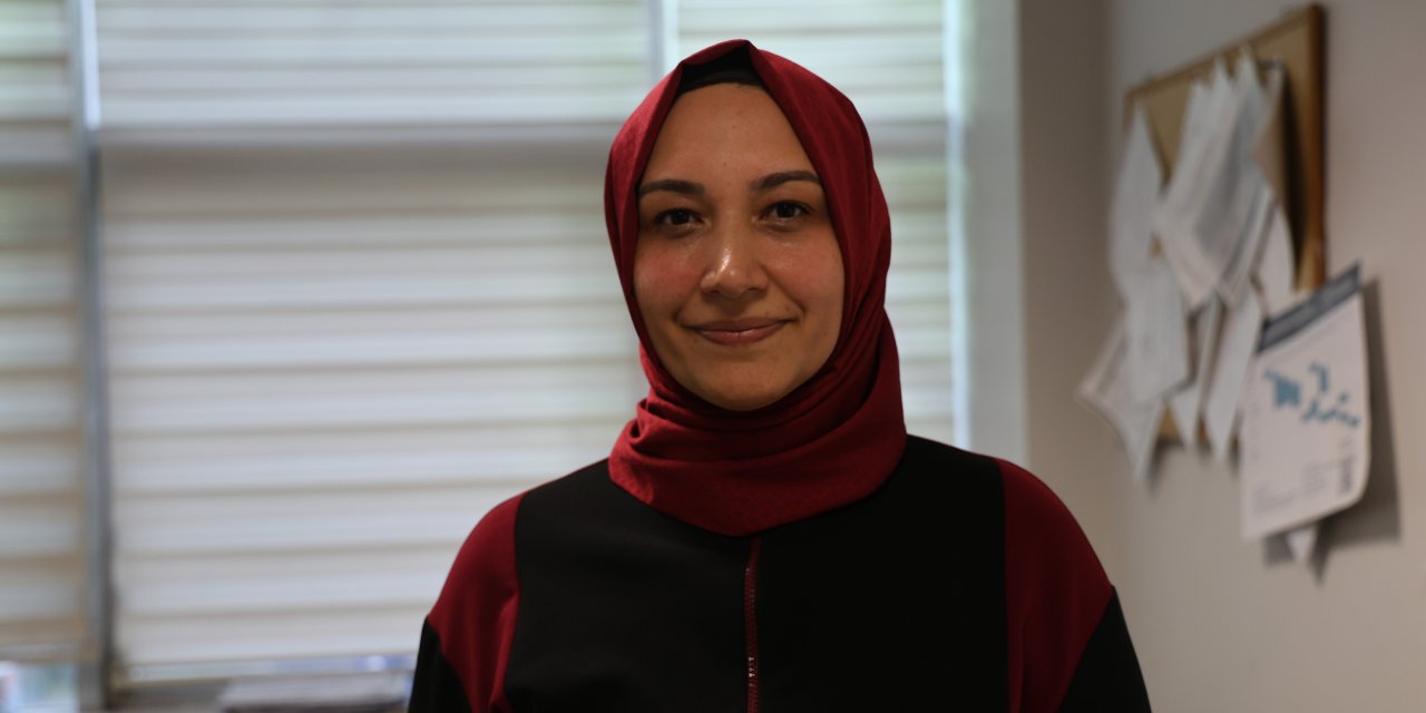 "HIV enfeksiyonu gündelik temaslarla bulaşmamaktadır"