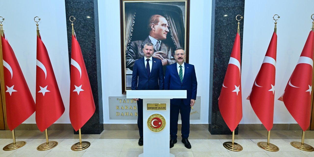 Belarus Büyükelçisi Anatoly Glaz Vali Aksoy'u ziyaret etti