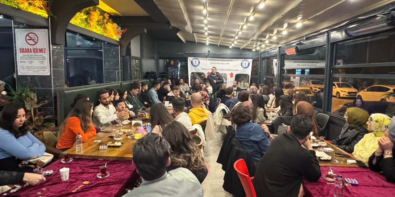 Sağlık-Sen Eskişehir Şubesi genç çalışanlarıyla buluştu