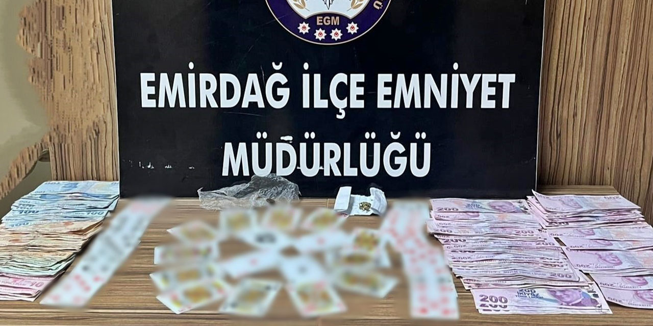 Kumar oynatılan iş yerine baskın