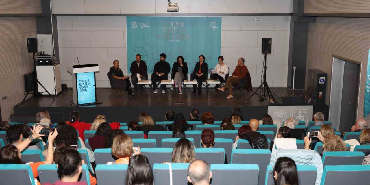 Nilüfer’de gönüllülüğün geleceği masaya yatırıldı