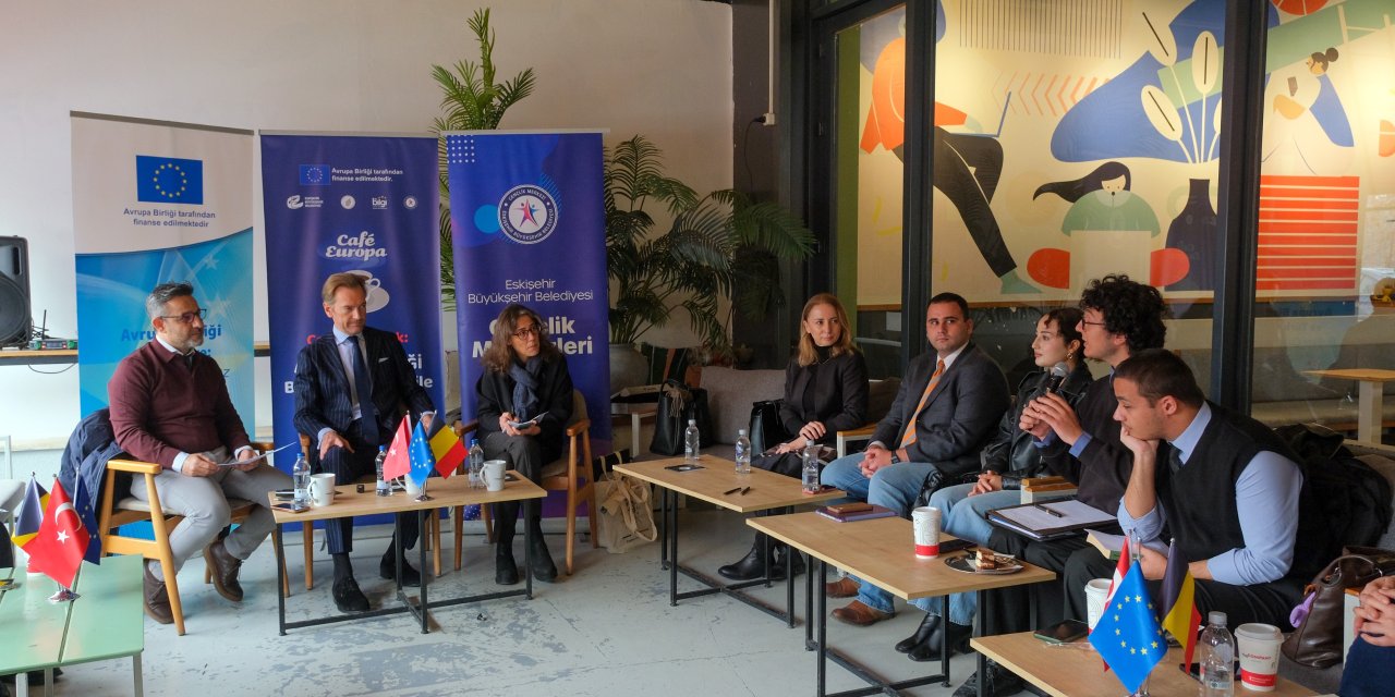 Belçika’nın Büyükelçisi Eskişehir'de öğrencilerle bir araya geldi