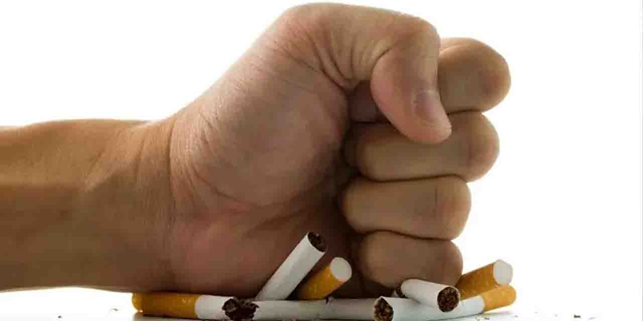 Günde yarım paketten fazla sigara içenlere uyarı