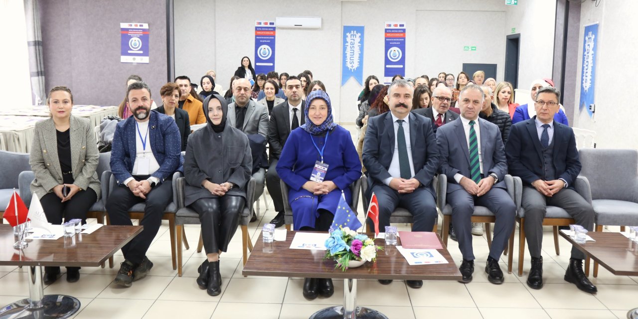 ‘’Kadınların güçlenmesi toplumun güçlenmesidir"