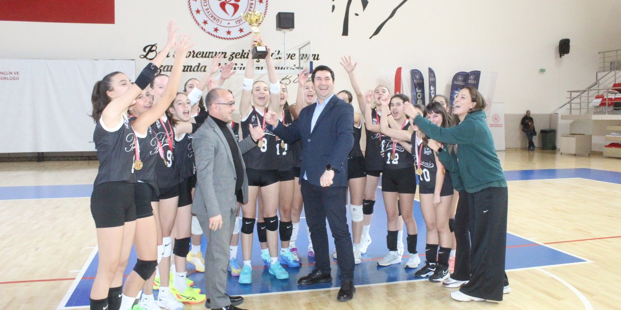 Okullar voleybolda şampiyonlar belli oldu